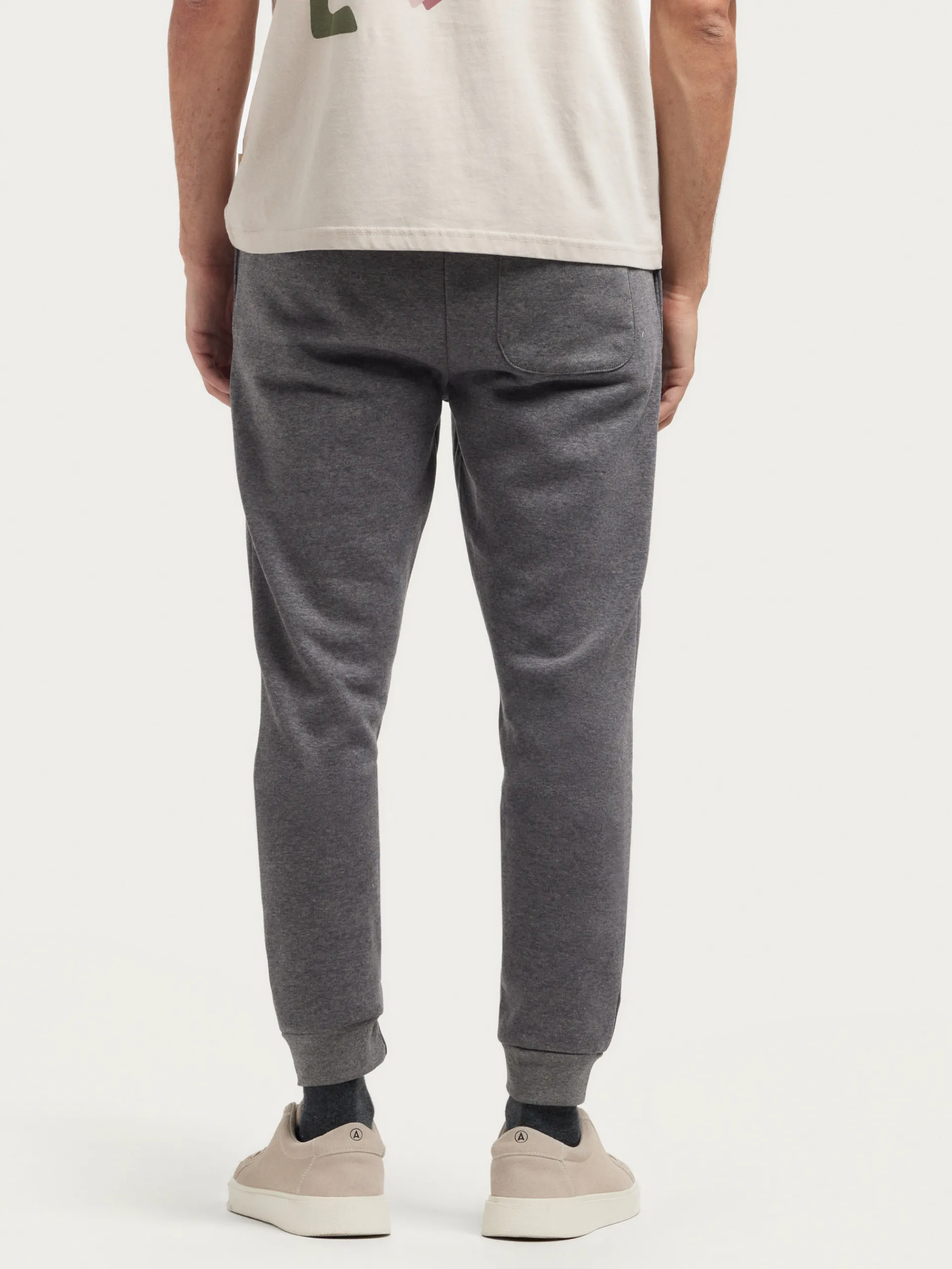 JOGGER BASIC Hombre Casual